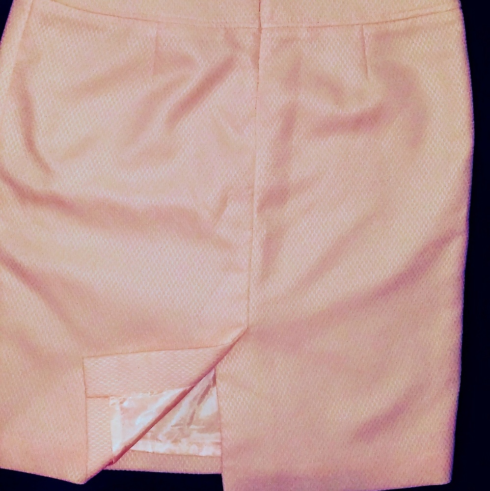 Yellow pencil skirt - Picture 3 of 3